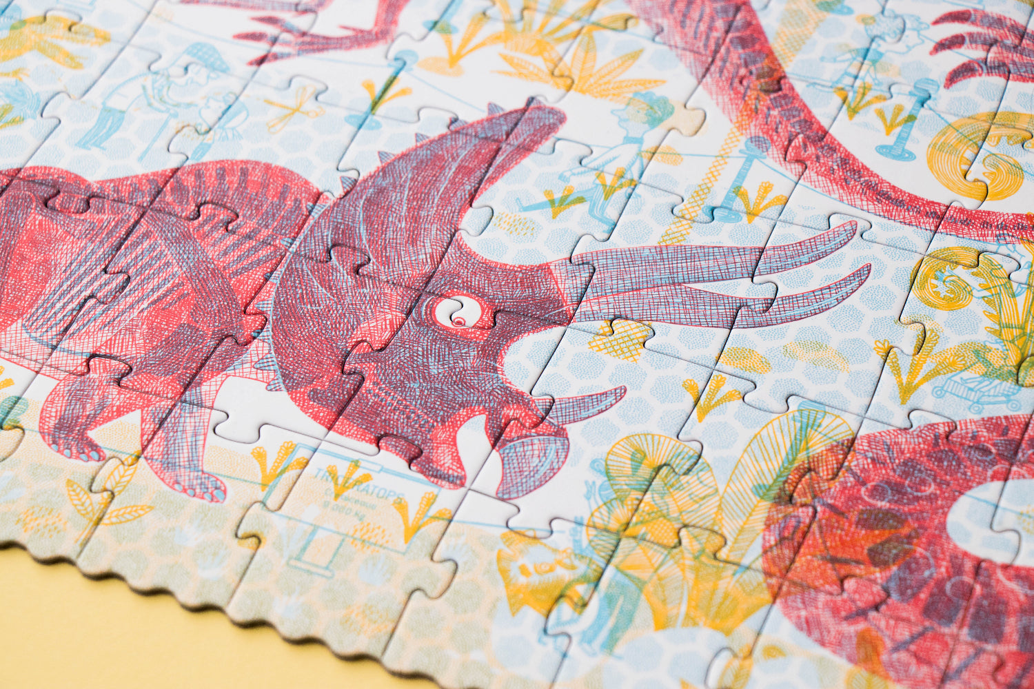  dinosaur puzzle with a focus on a triceratops