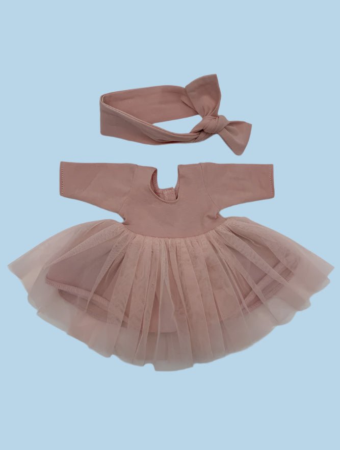 Designer bratz doll clothes with accessories