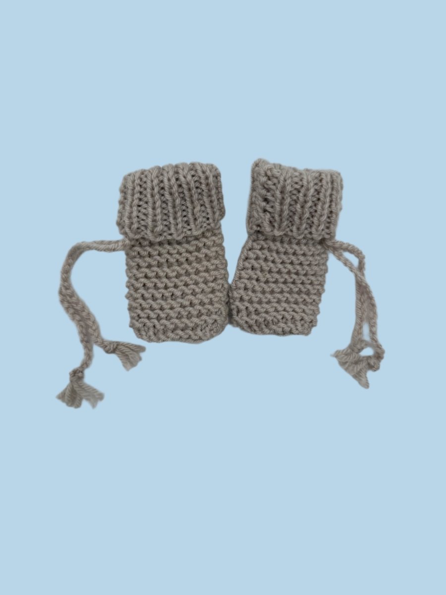 Doll shoes in beige