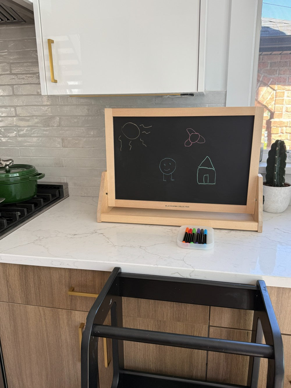 Kitchen Tabletop Easel