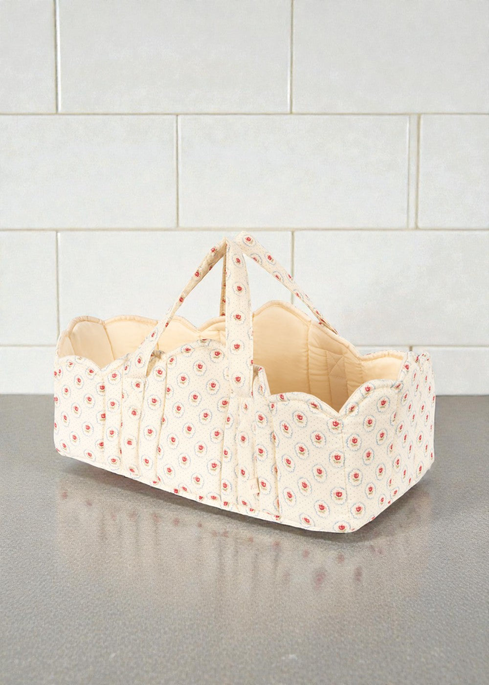 Konges Sløjd Mirage doll bassinet with red tulip print and sturdy carrying handles
