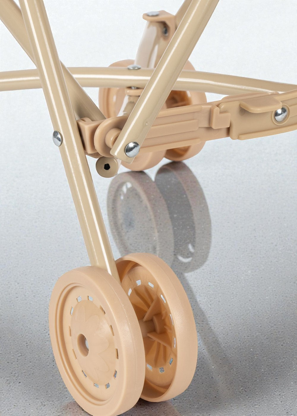 Mirage collection stroller showing cream fabric with botanical tulip design ages 3 plus