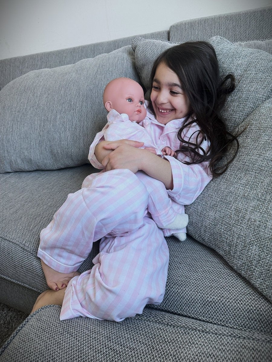 Dance and performance 18 doll clothes with realistic details