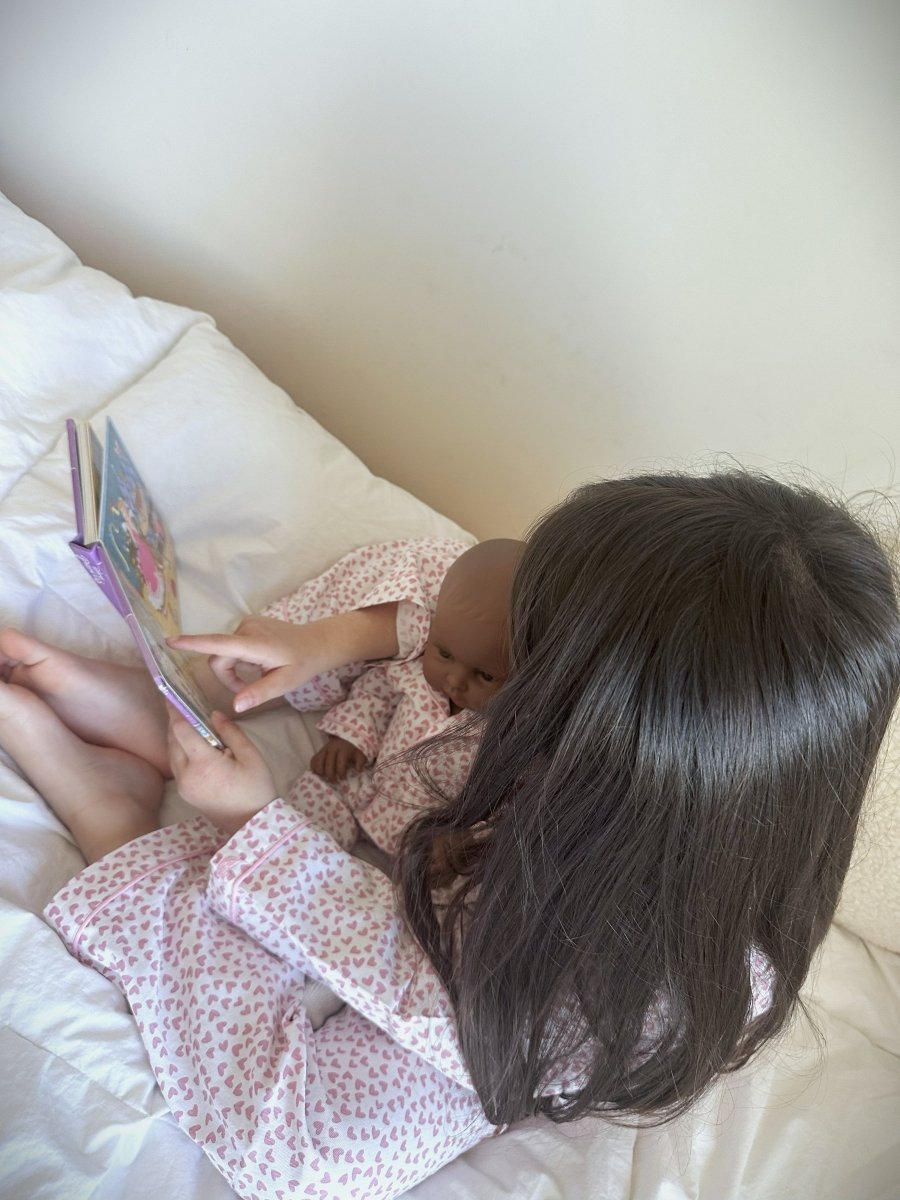 Adventure-ready clothes for dolls 18 inches with accessories