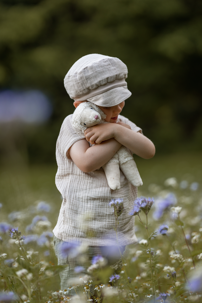 Child-friendly Senger organic white sheep plush made with European sustainable materials