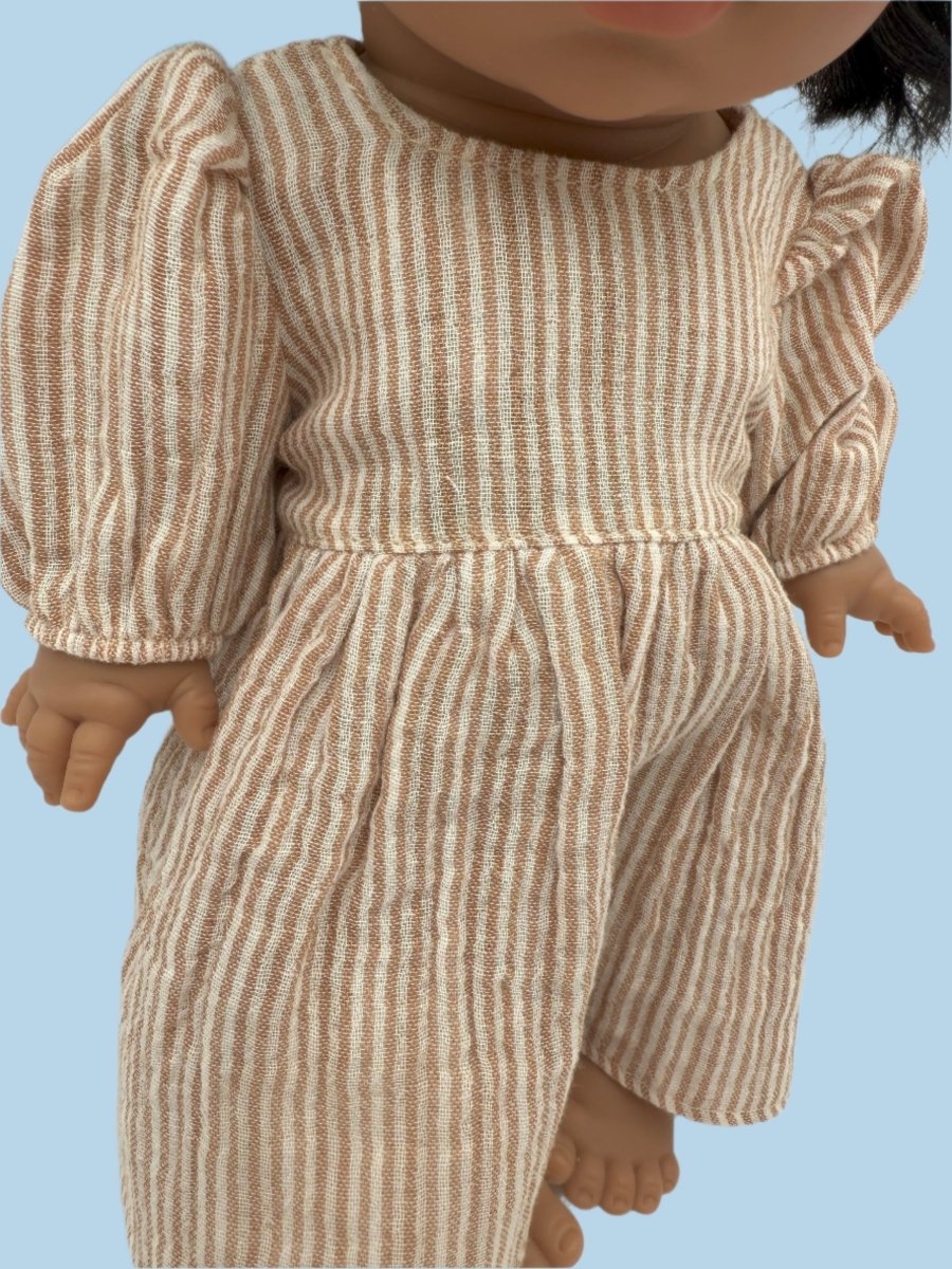 Modern bratz doll clothes with trendy patterns