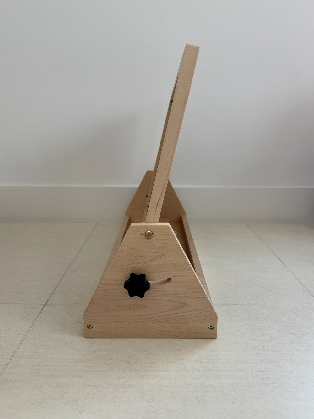 Tilted Tabletop Easel