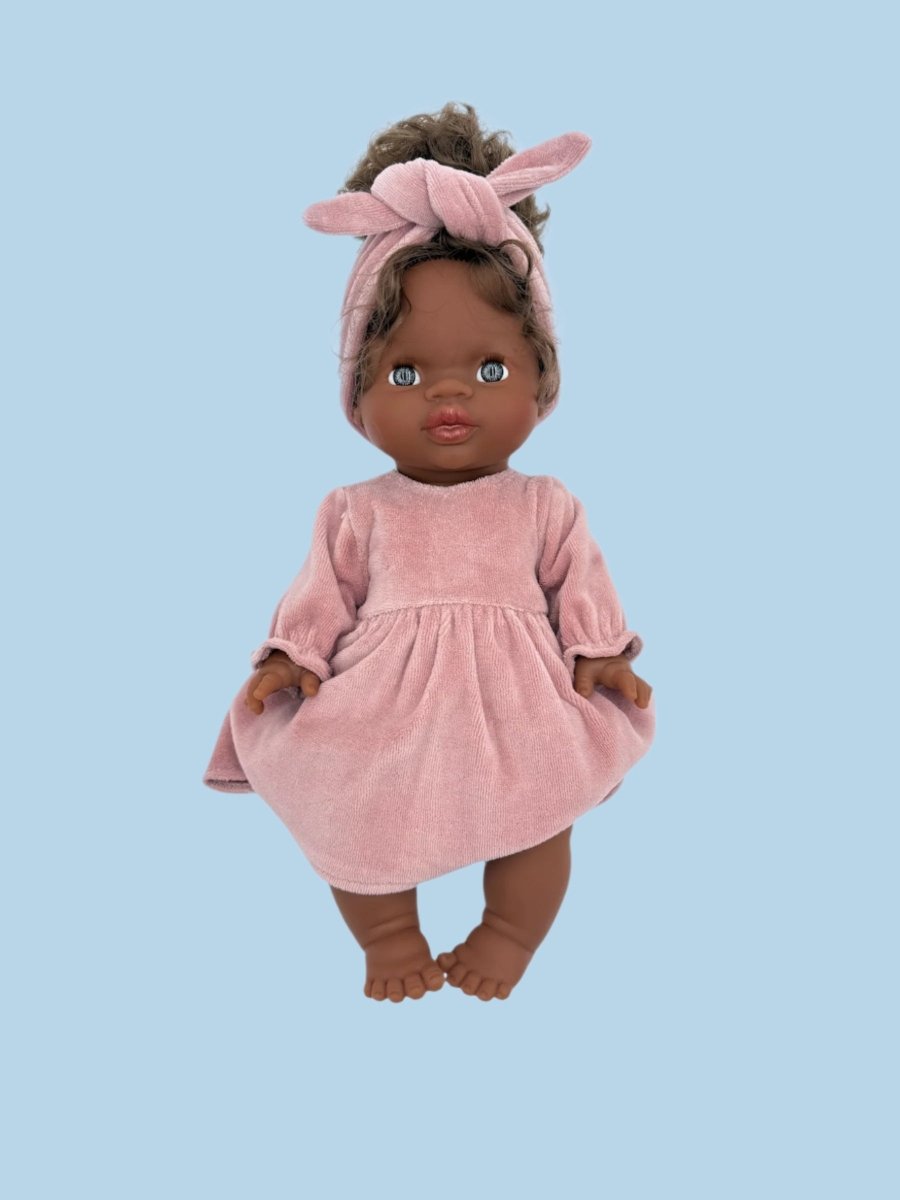 Pretend play doll clothing for developmental benefits