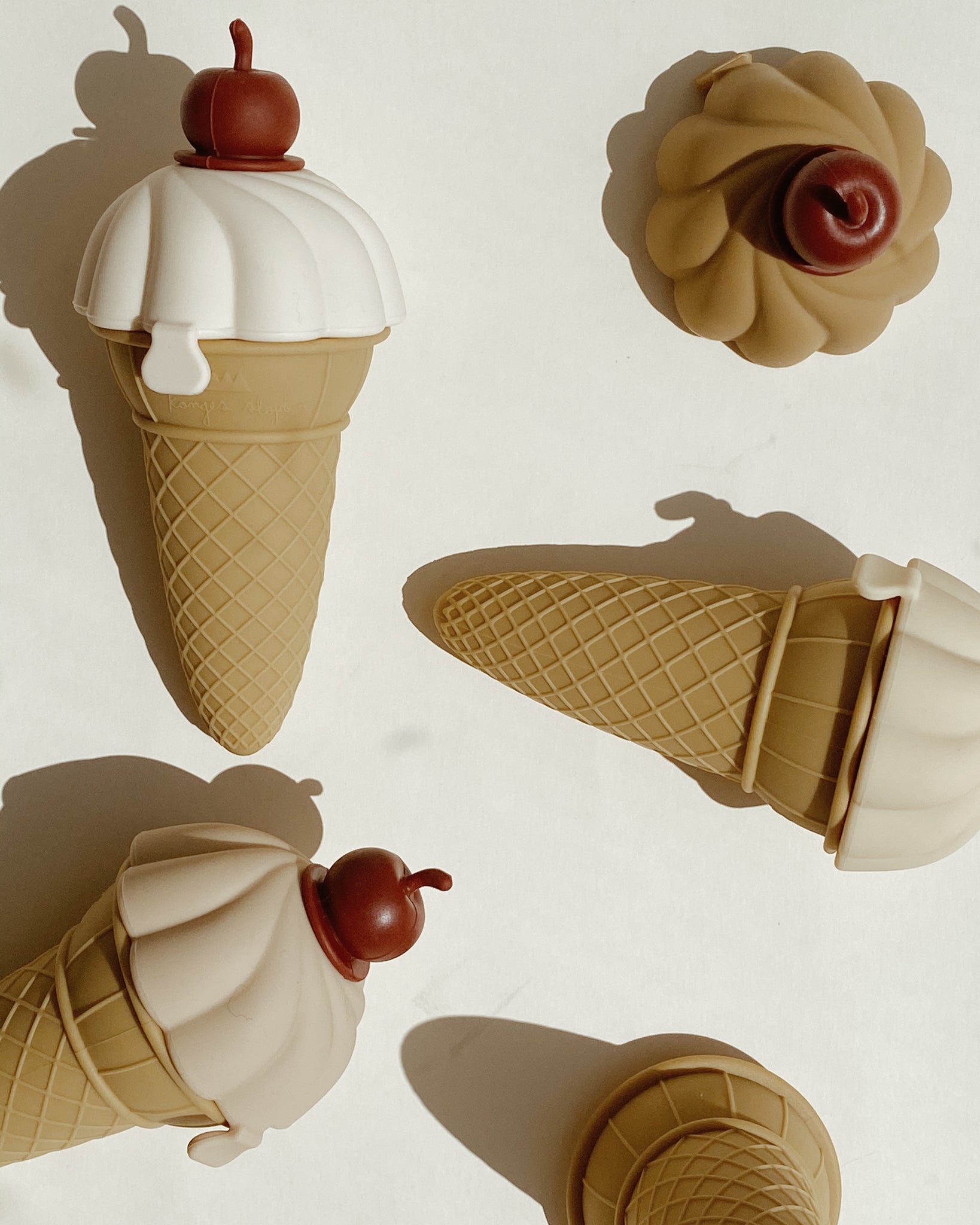 Silicone Ice Cream Molds - 4 Pack