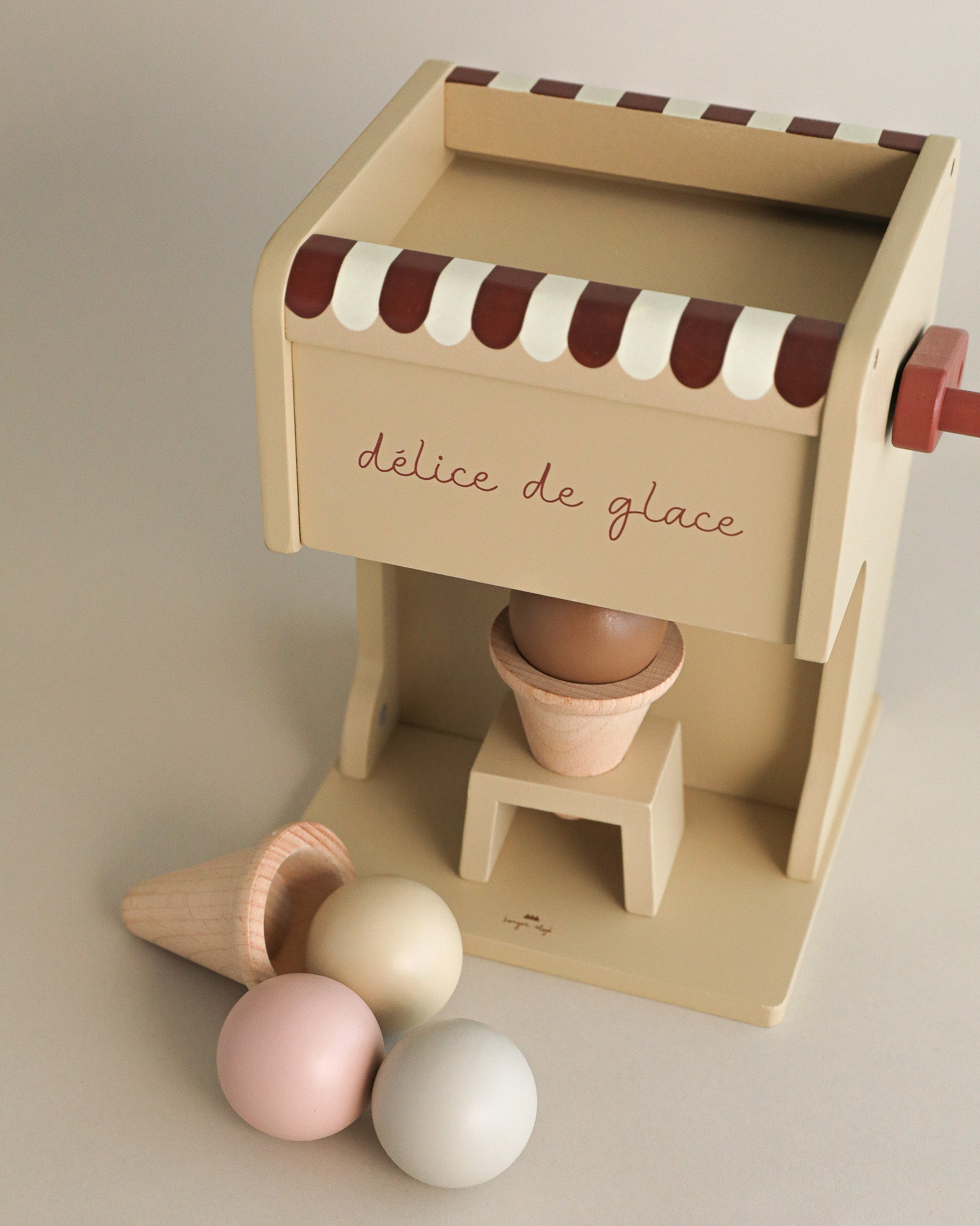 wooden ice cream maker, toy ice cream. wooden toys, montessori toys