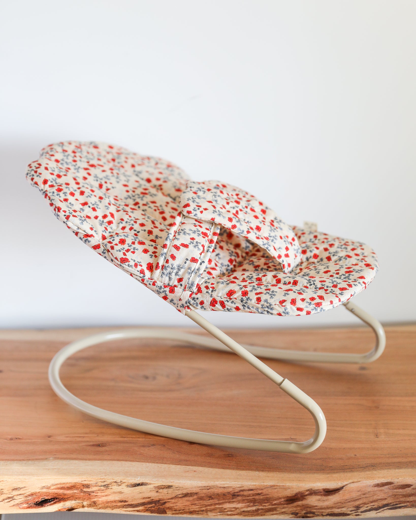 Baby Doll Bouncer - Poppy Flowers