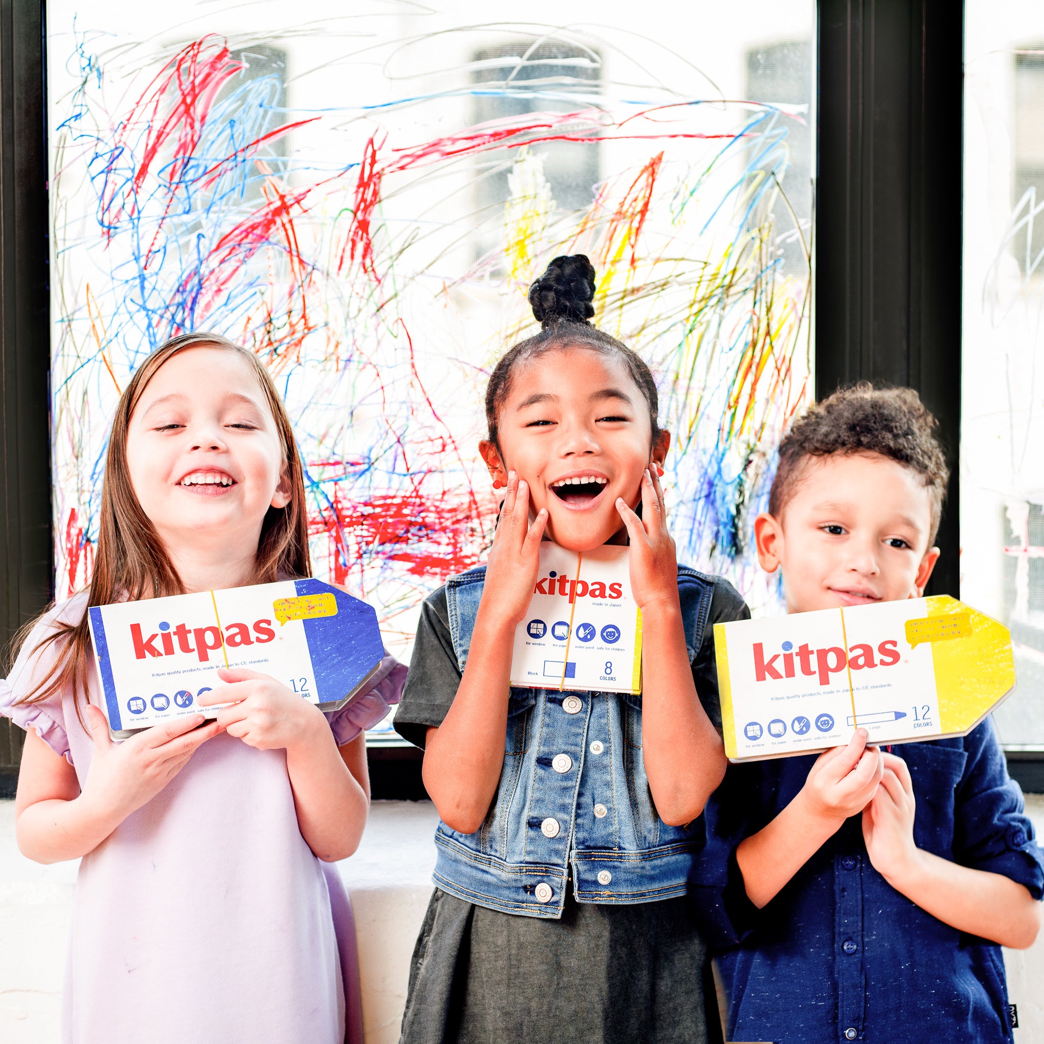Kitpas Large Art Stick Crayons - 12 colors