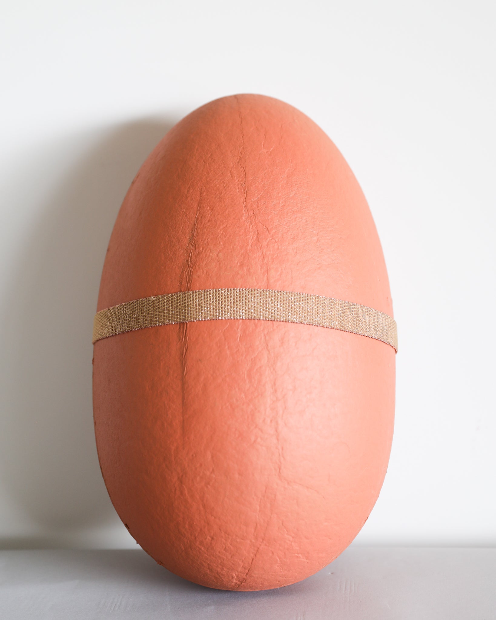 Maileg | Gantosaurus in Egg, Medium - Dark Ocher