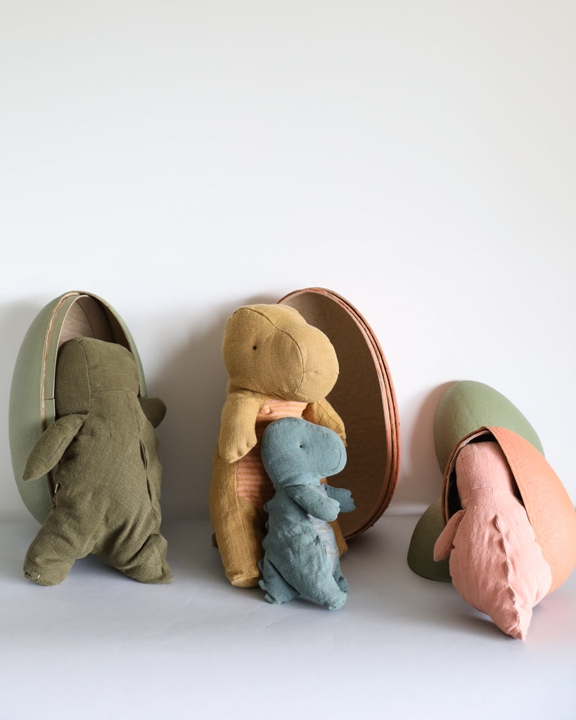 Maileg | Gantosaurus in Egg, Medium - Forrest Green