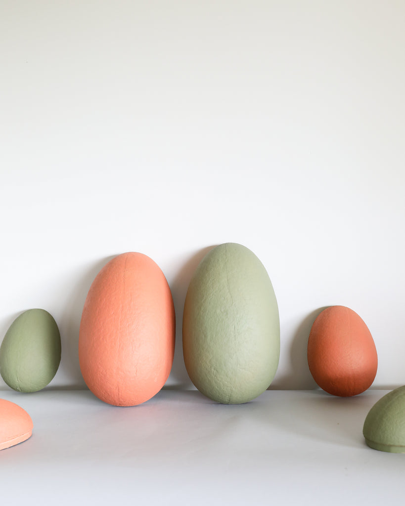 Maileg | Gantosaurus in Egg, Medium - Forrest Green