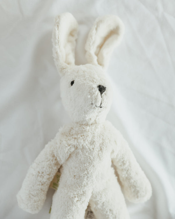 Premium Senger Naturwelt organic white rabbit with delicate embroidered features
