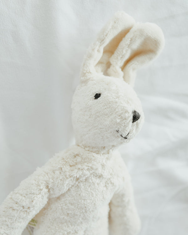 German-crafted Senger white rabbit bunny featuring sustainable organic cotton materials