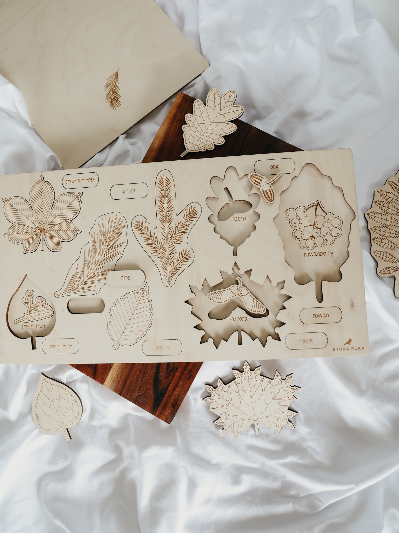 Leaf Wooden Puzzle (24 elements)
