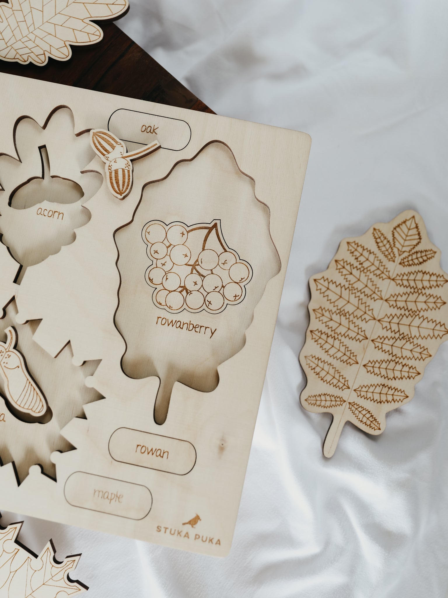 Leaf Wooden Puzzle (24 elements)