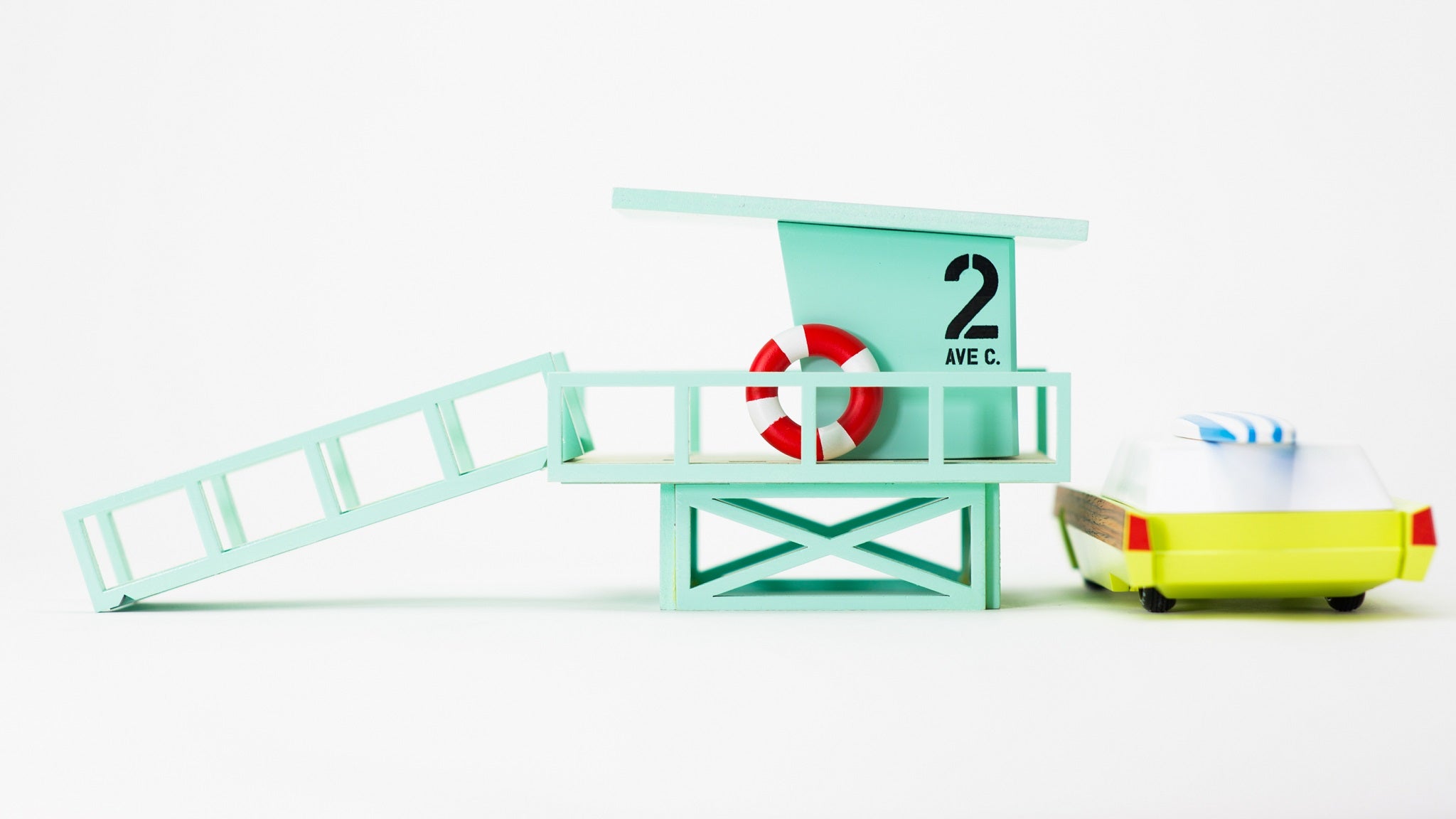 Candylab Toys | Malibu Lifeguard Tower