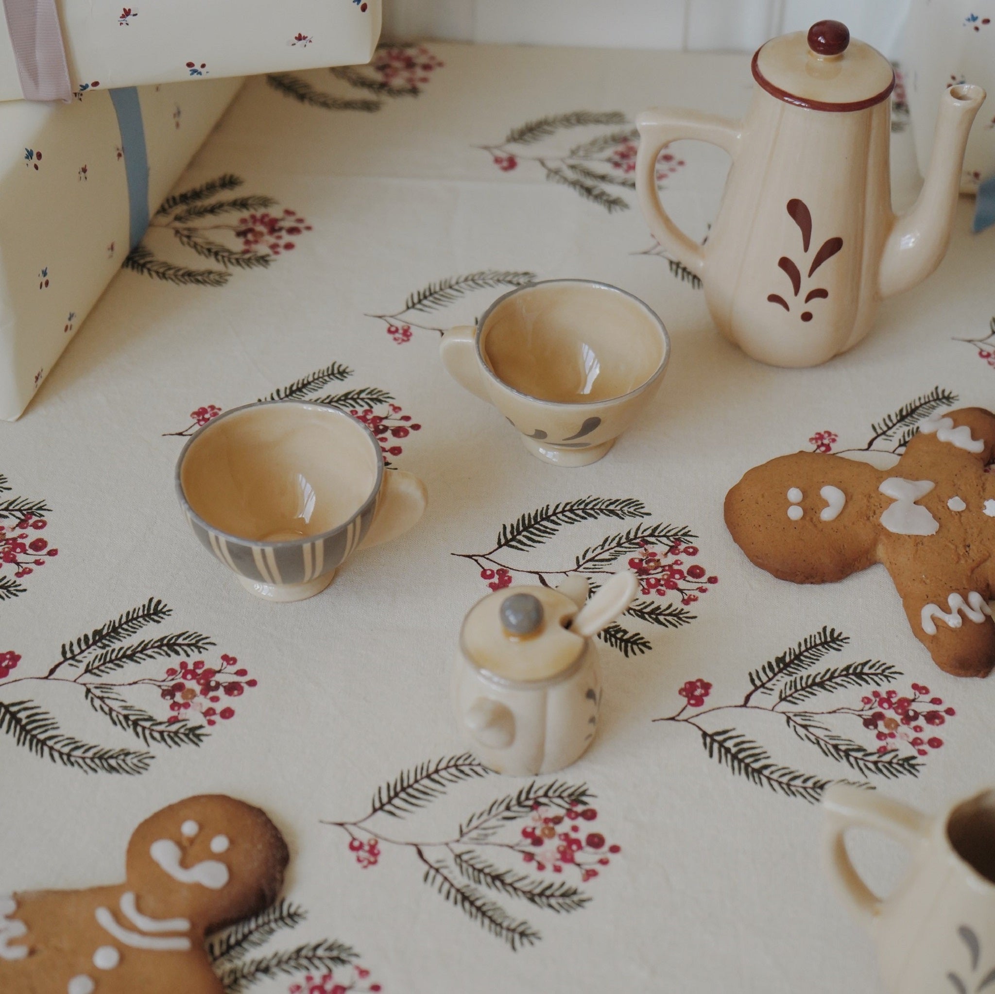 Ceramic Tea Play Set