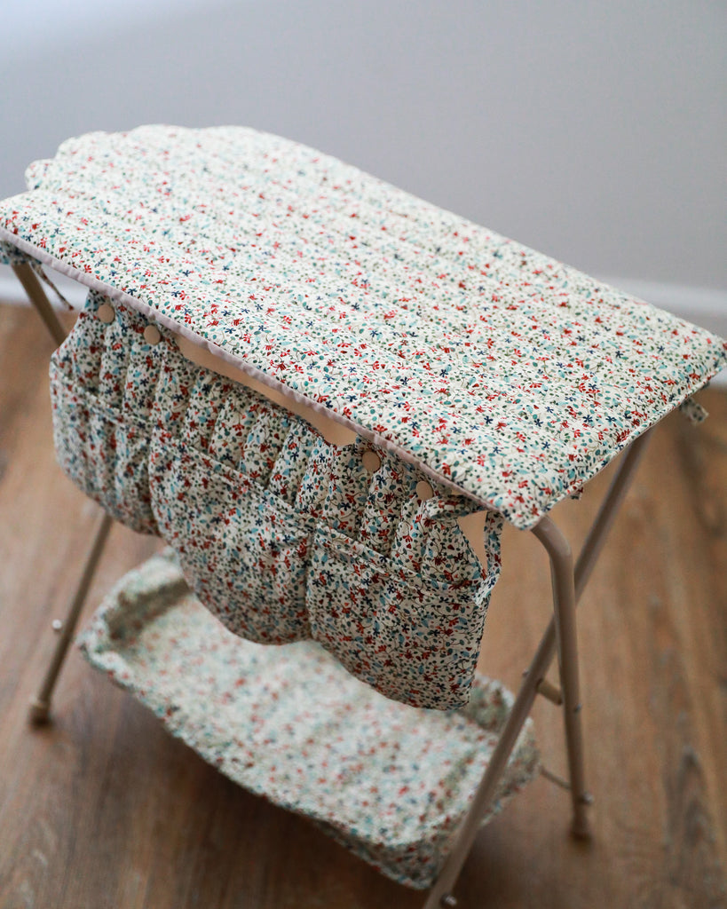 Doll Changing Table - Louloudi