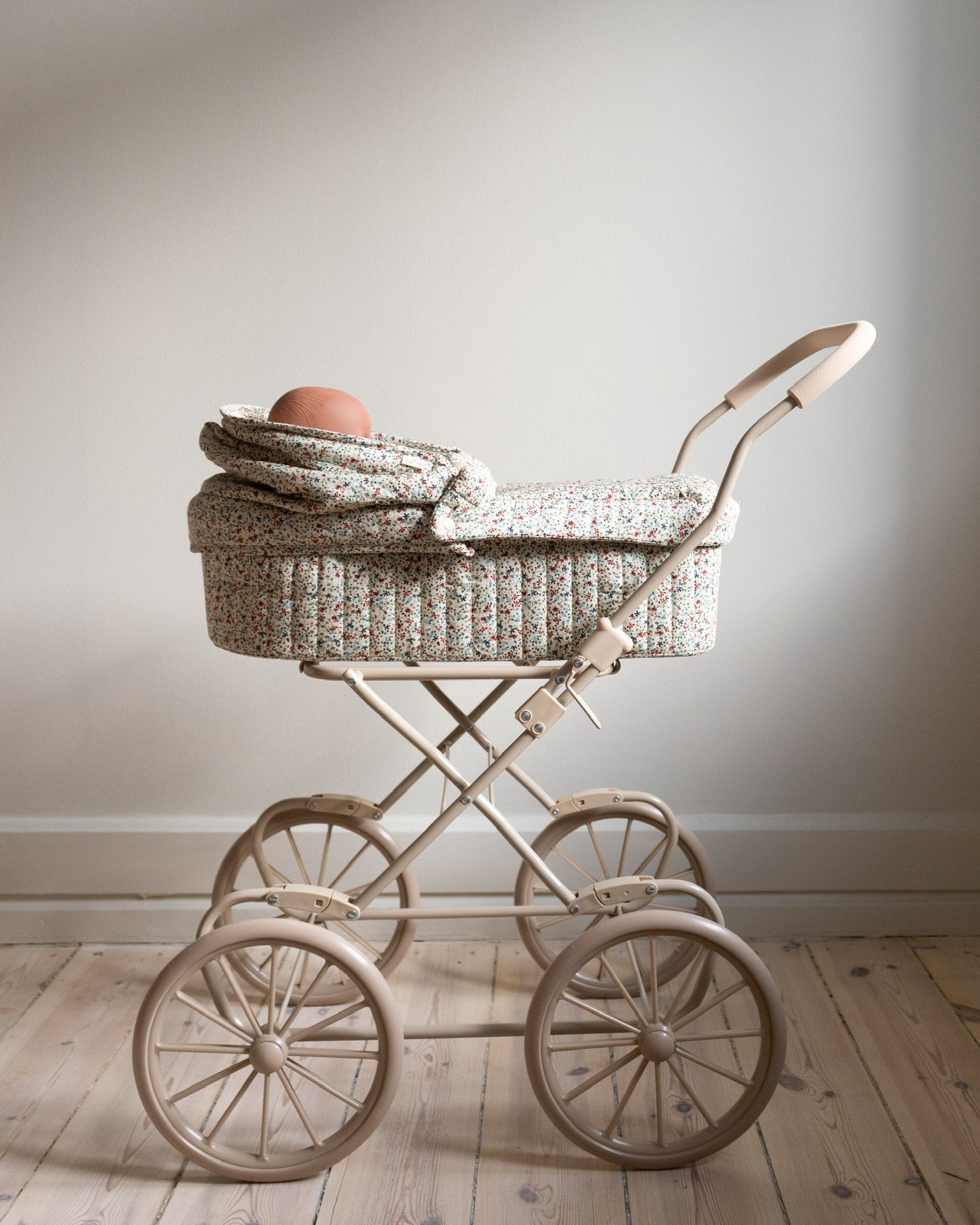Doll Pram - Louloudi