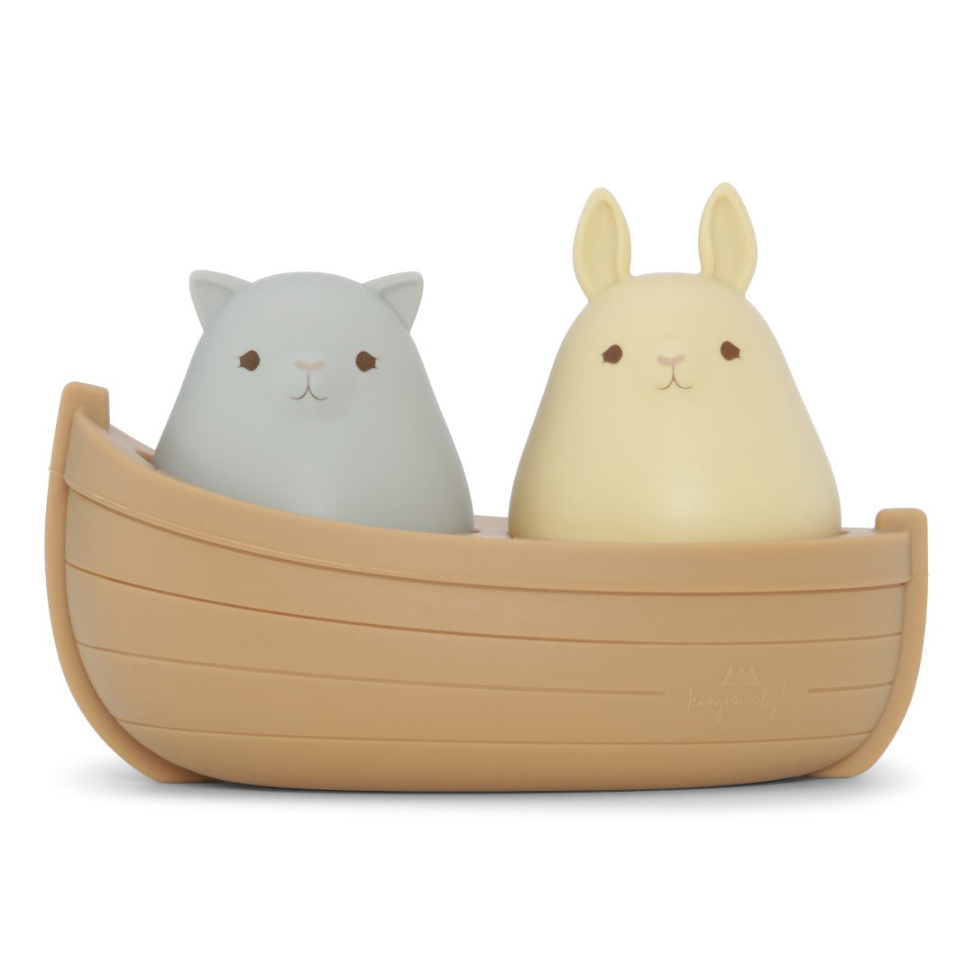 Silicone Boat Toy - Fudge