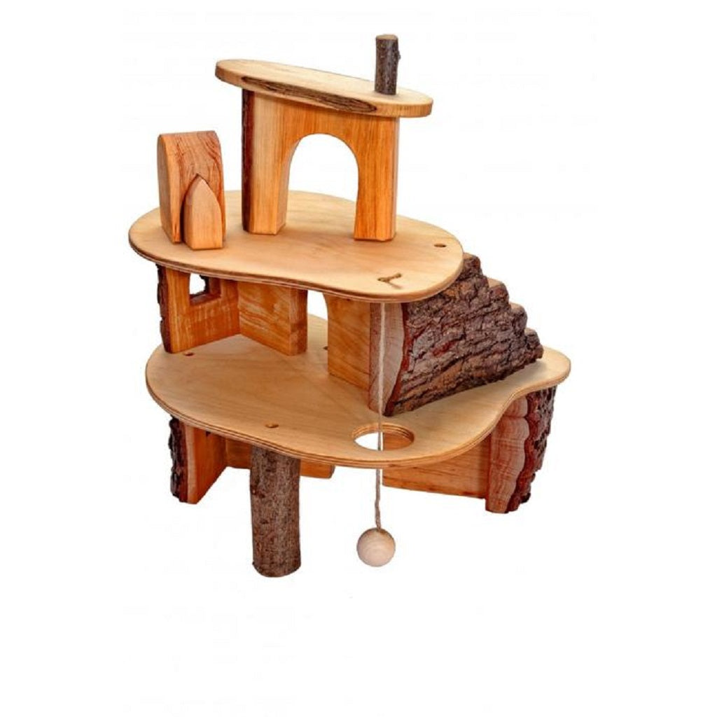 Magic Wood | Small Tree House
