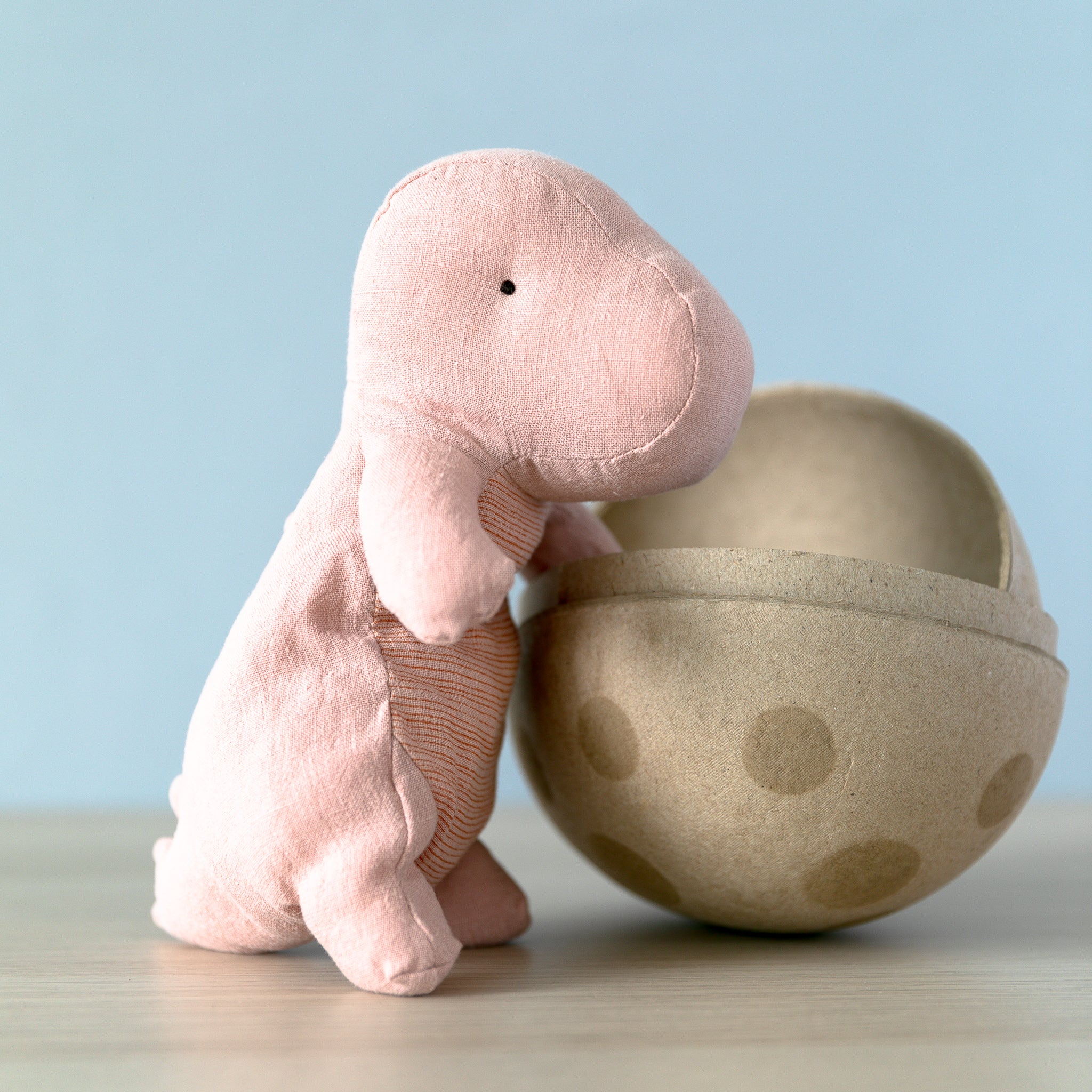 Maileg Gantosaurus in Egg - Small