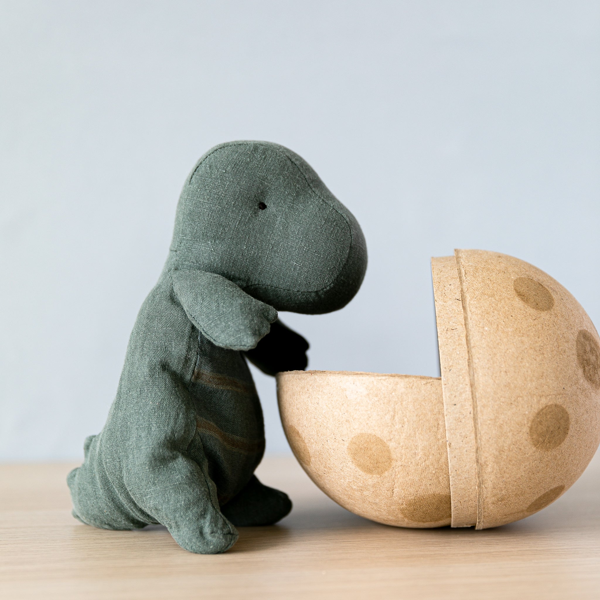 Maileg Gantosaurus in Egg - Small