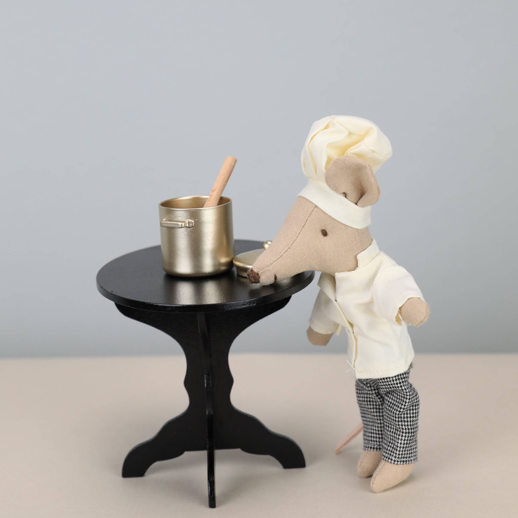 Maileg | Miniature Coffee Table