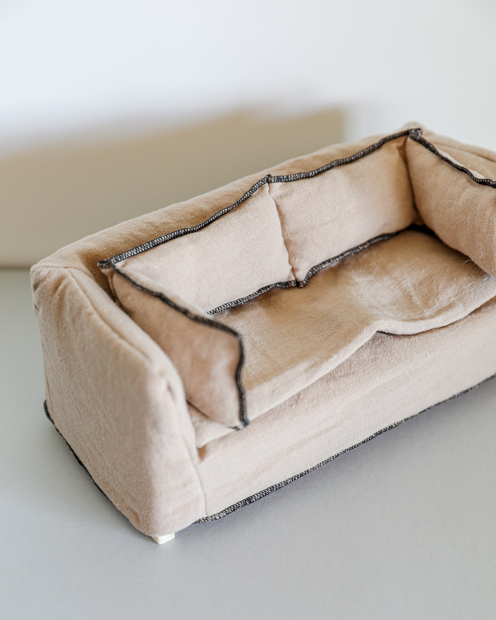 Maileg | Miniature Couch