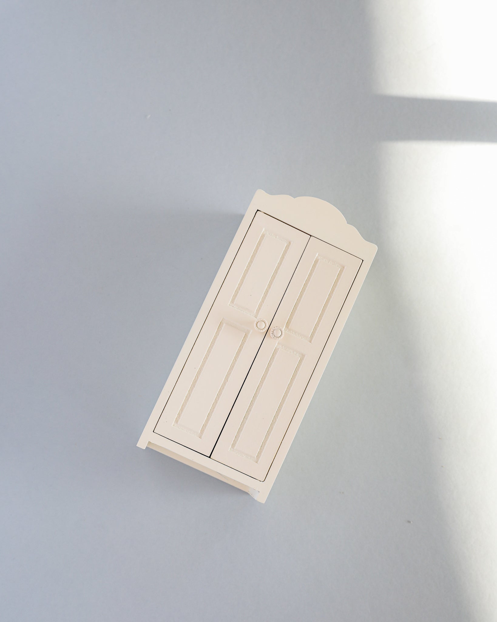 Maileg | Miniature Wooden Closet - Mouse