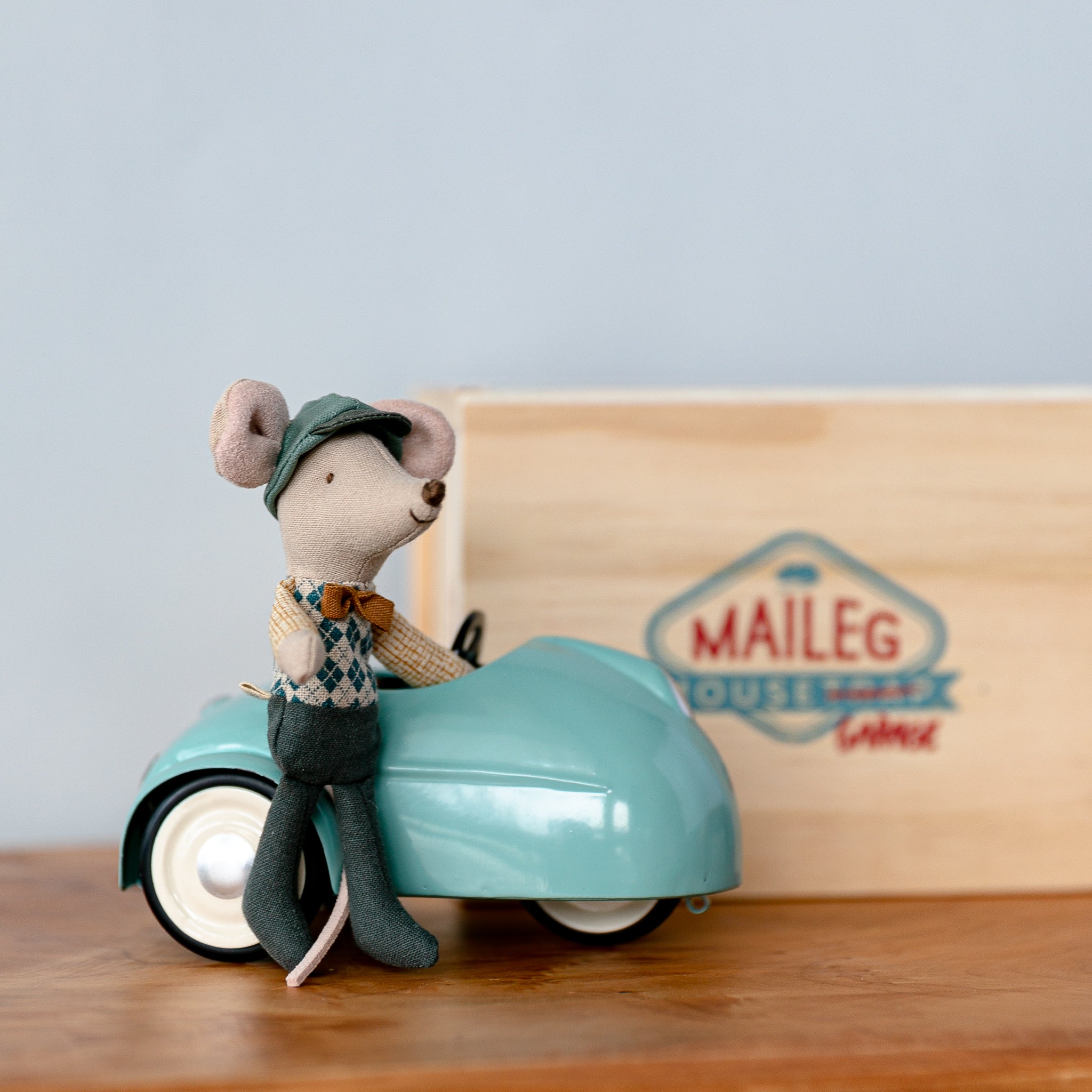 Maileg | Mouse Car with Garage