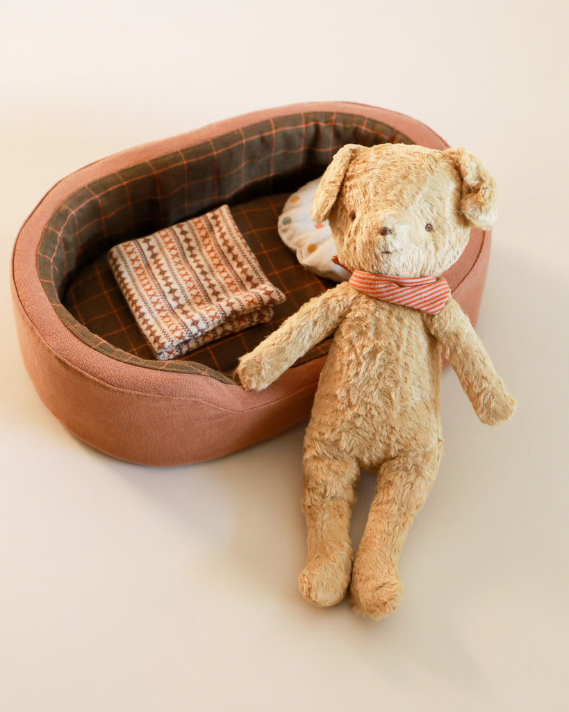 Maileg | Plush Dog with Dog Bed - Brown