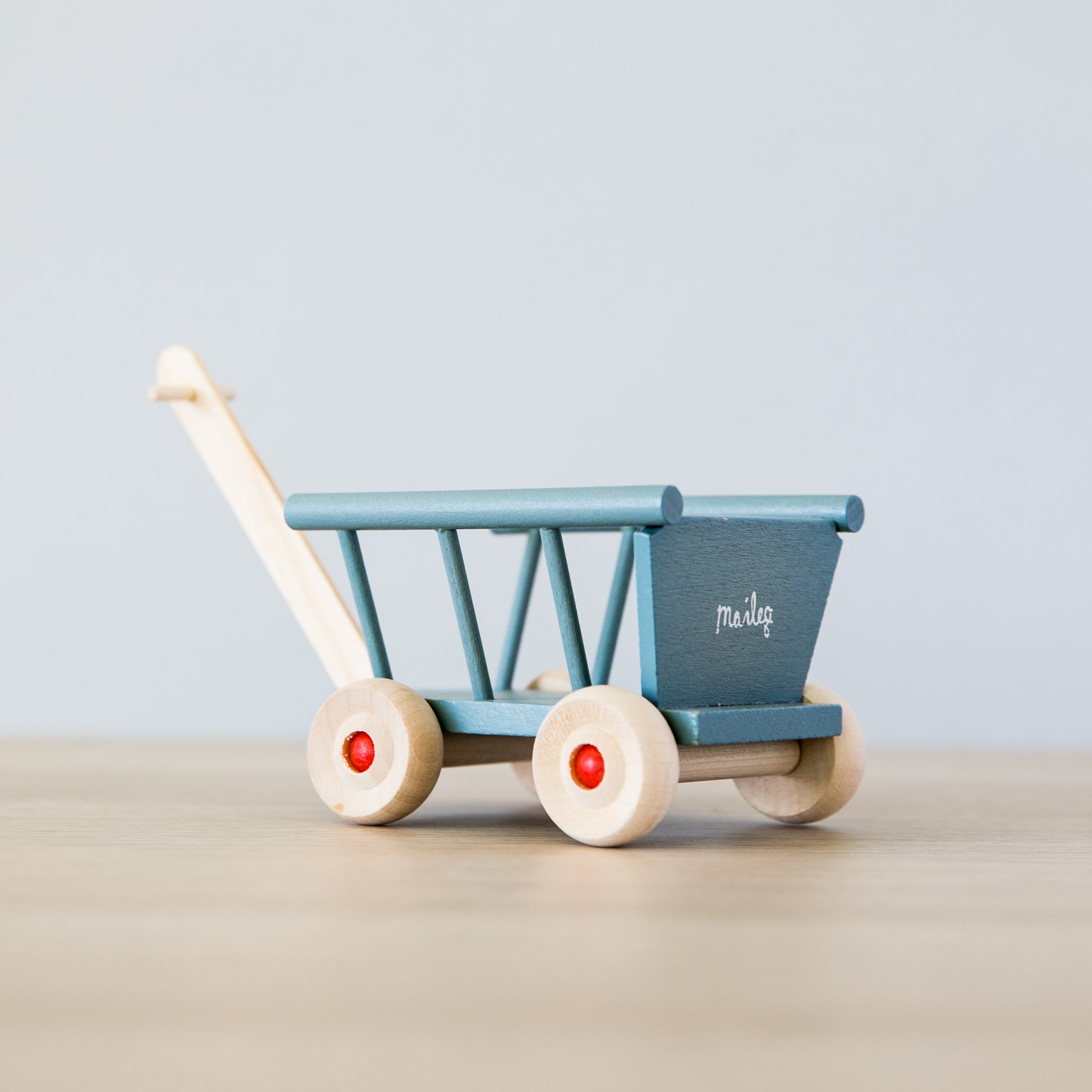 Maileg Wagon