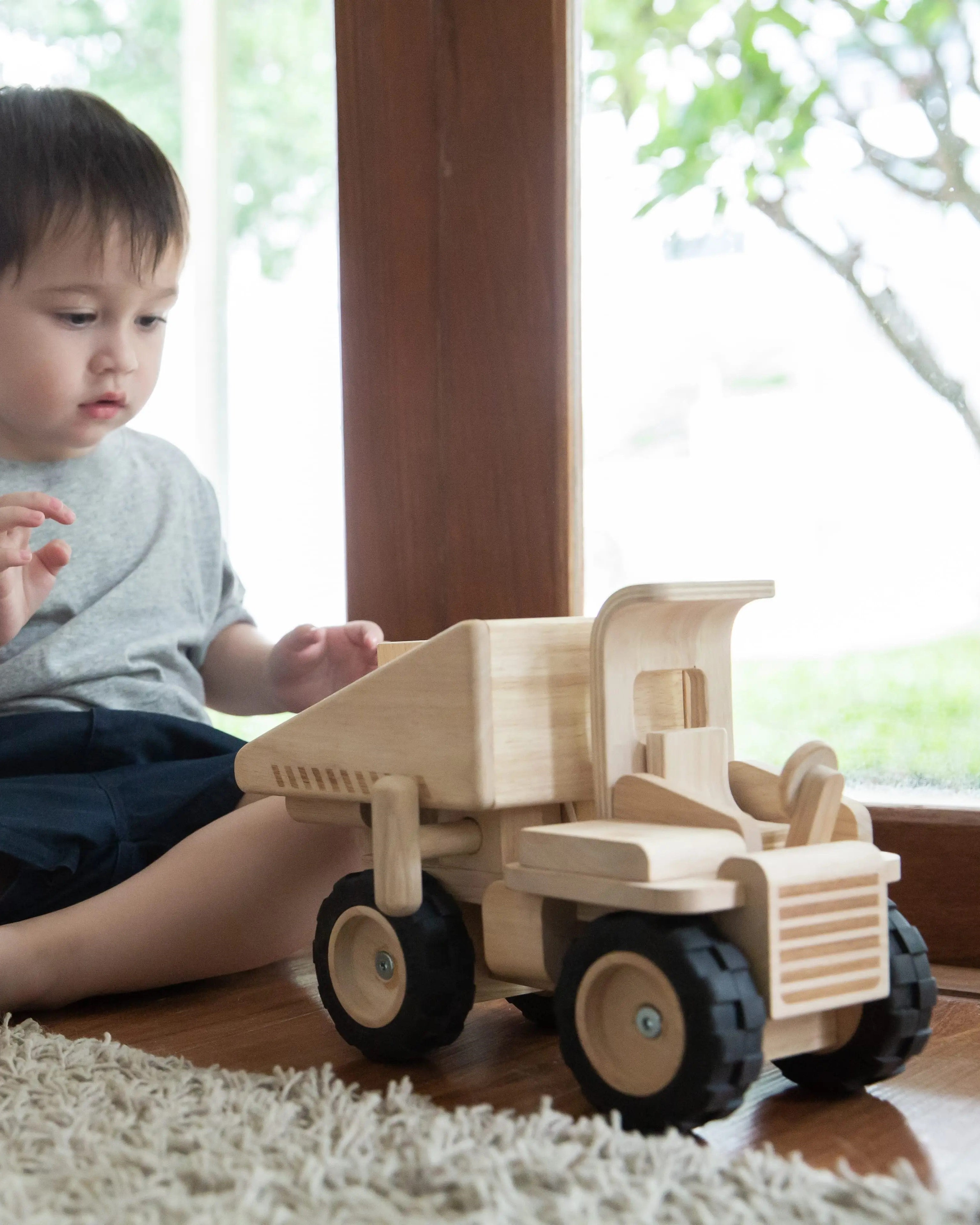 PlanToys | Toy Dump Truck