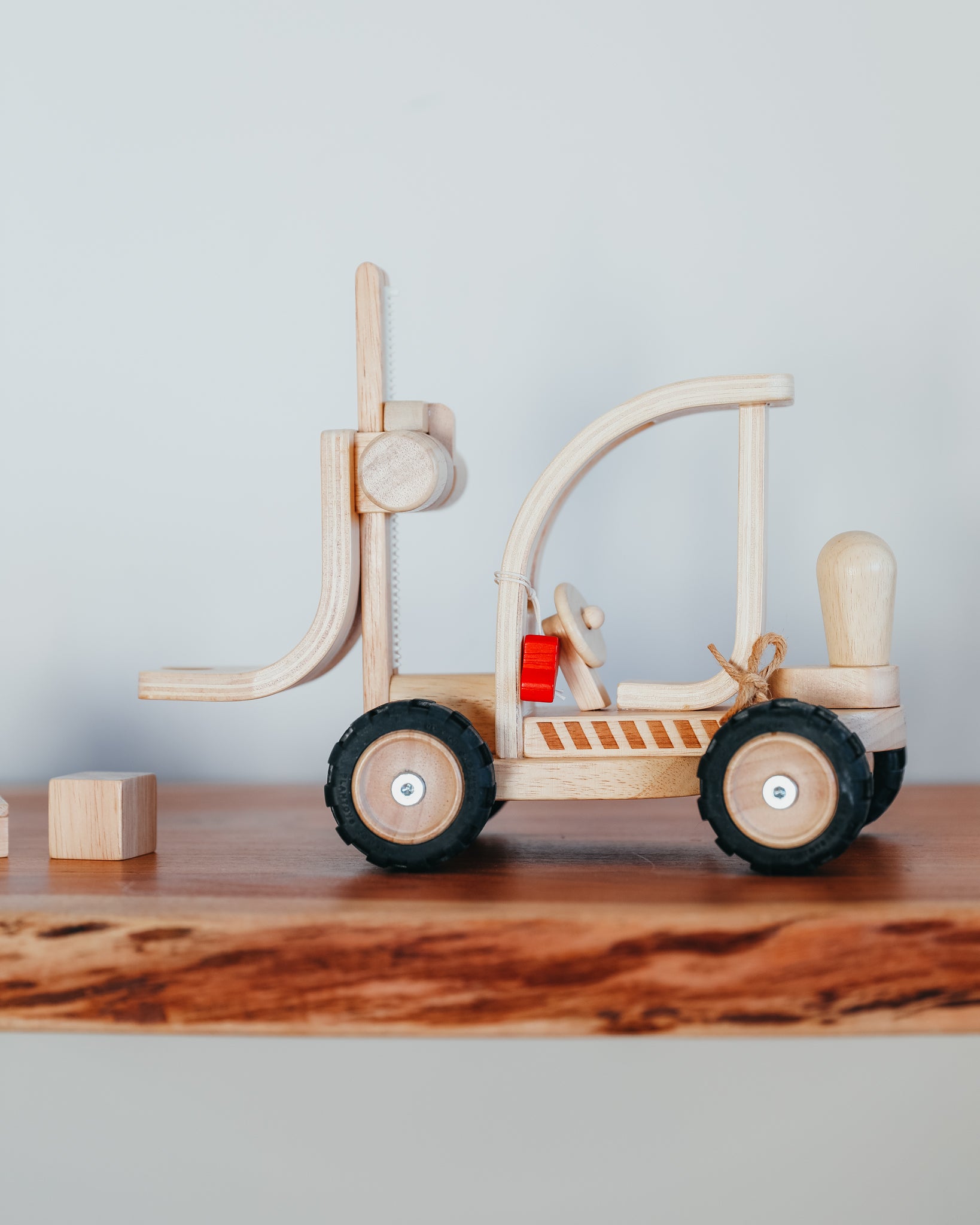 PlanToys | Toy Forklift