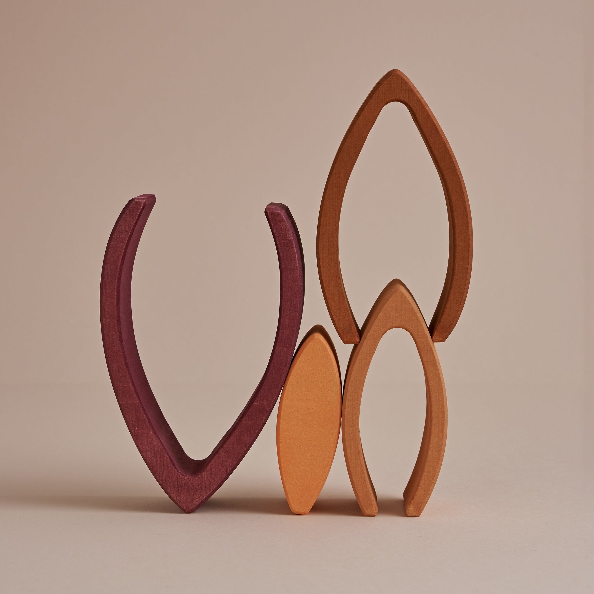 Raduga Grez | Wooden Flame Stacker