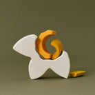Raduga Grez | Wooden Flower Stacker - Narcissus