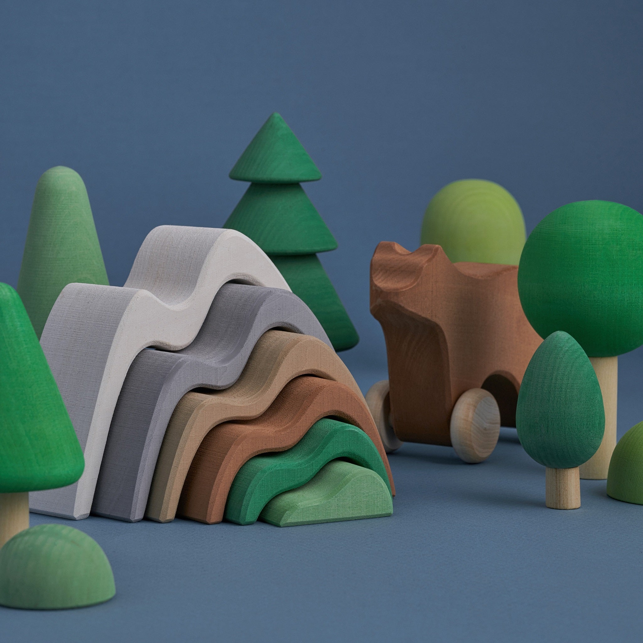 Raduga Grez | Wooden Mountain Stacker