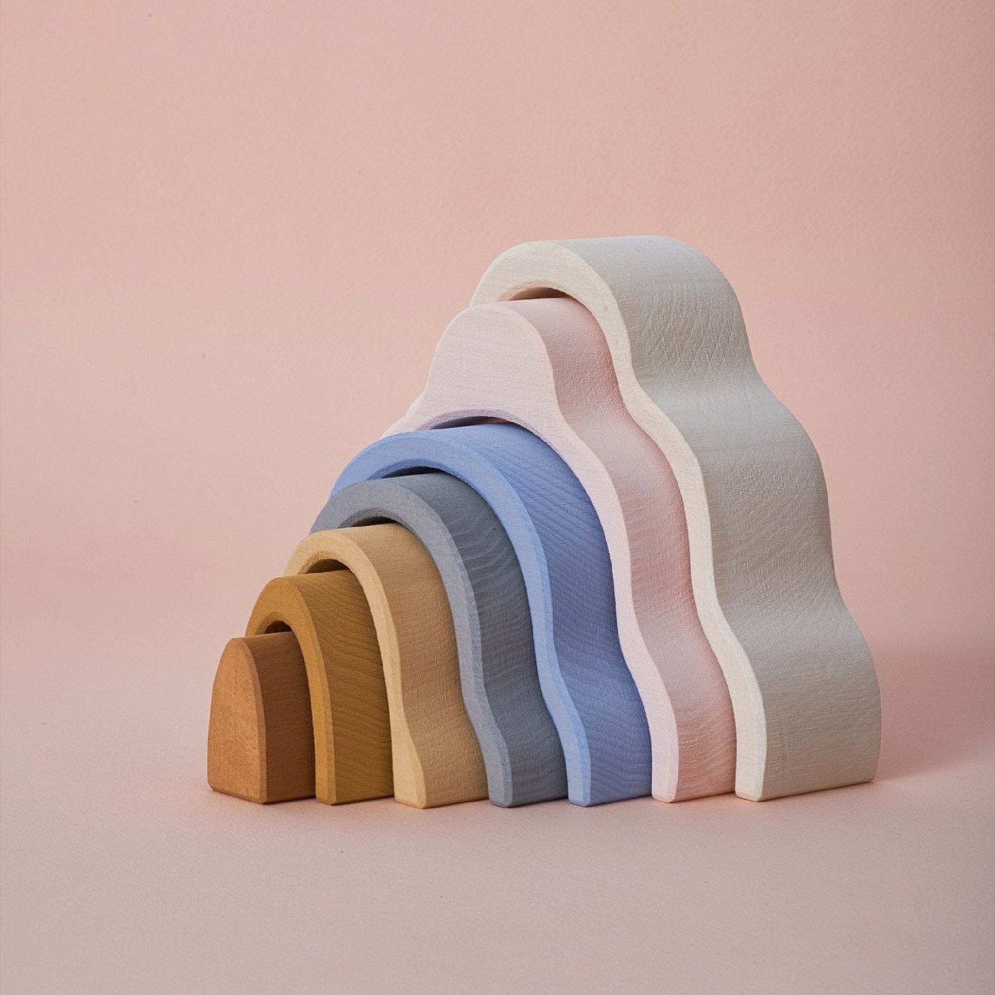 Raduga Grez | Wooden Waterfall Stacker