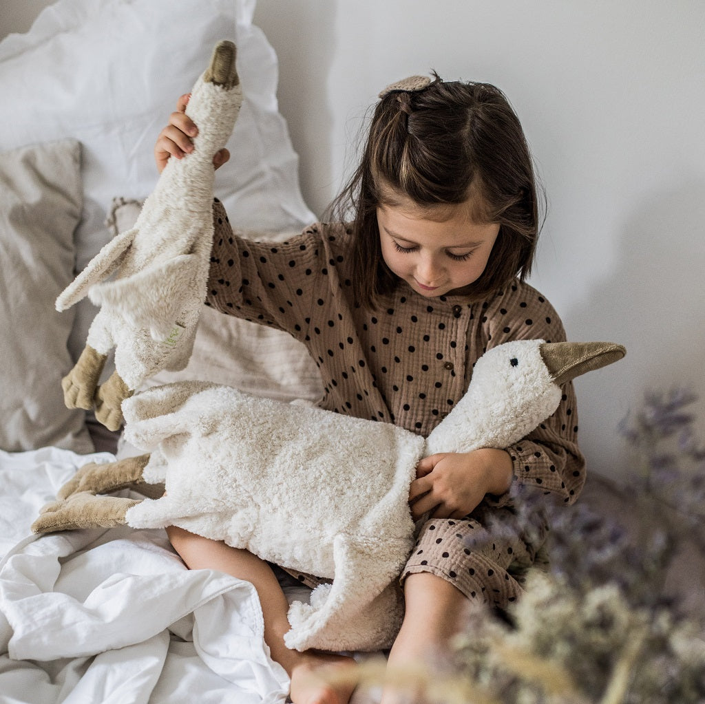Senger Organic | Cuddly Animal - White Goose – Playroom Collective | Lätzchen