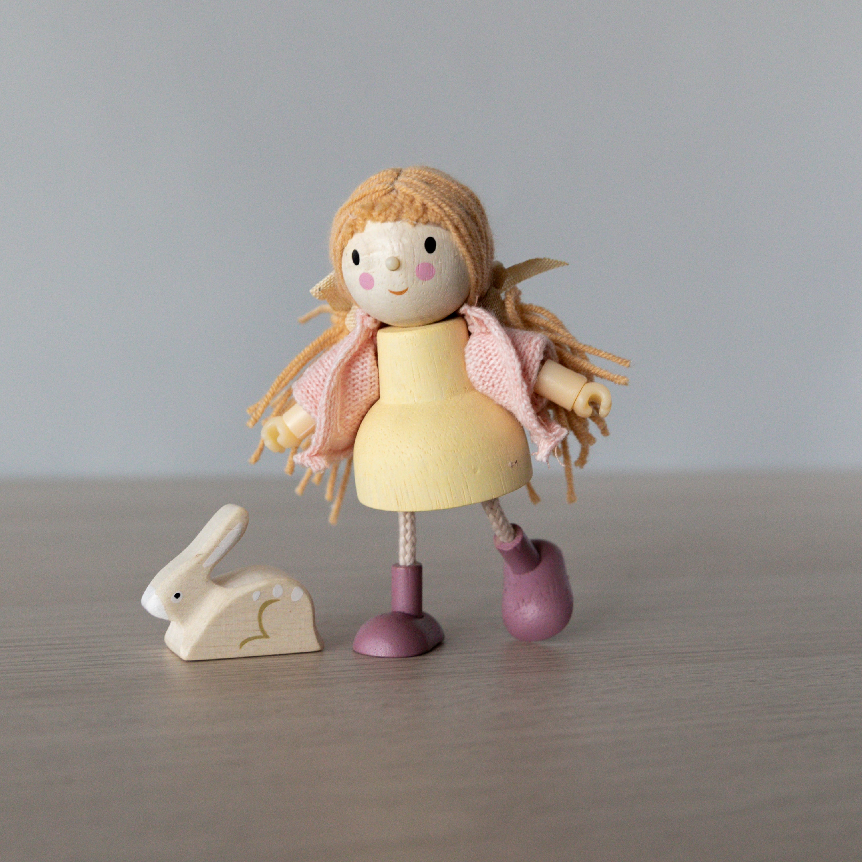 Wooden Doll Family - The Goodwoods