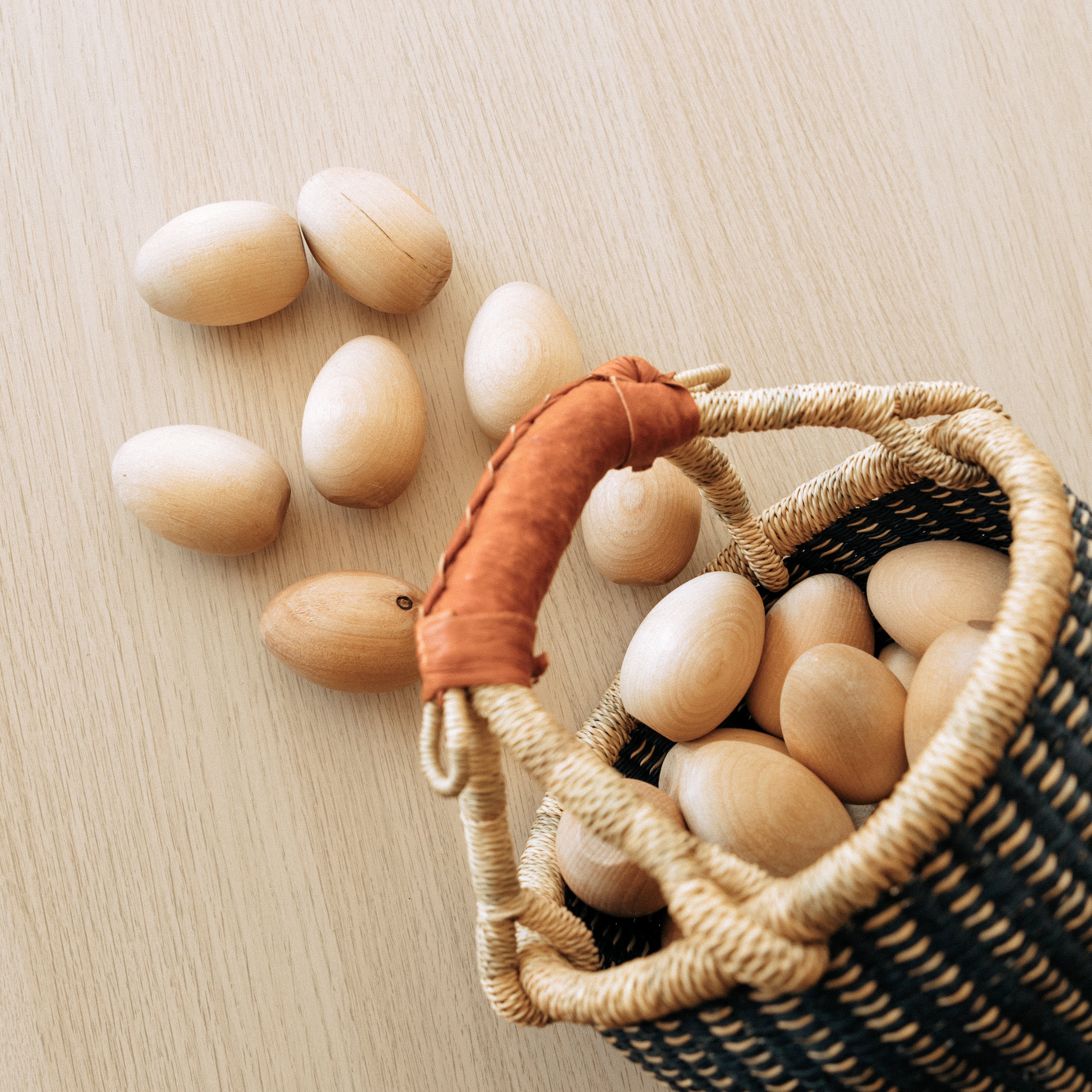 Wooden Eggs (Set of 6)