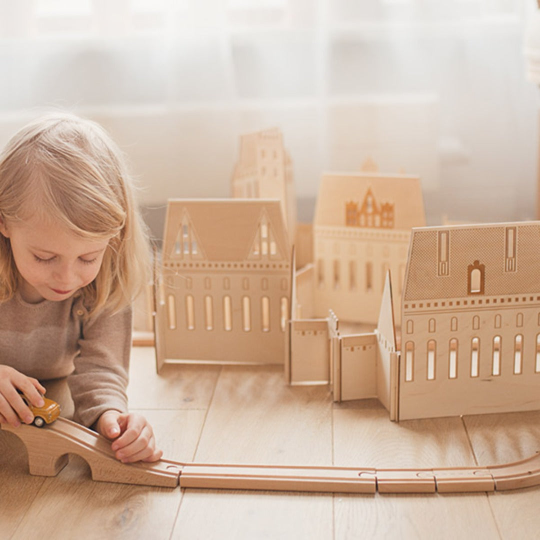 Wooden Malbork Castle Build & Play Set
